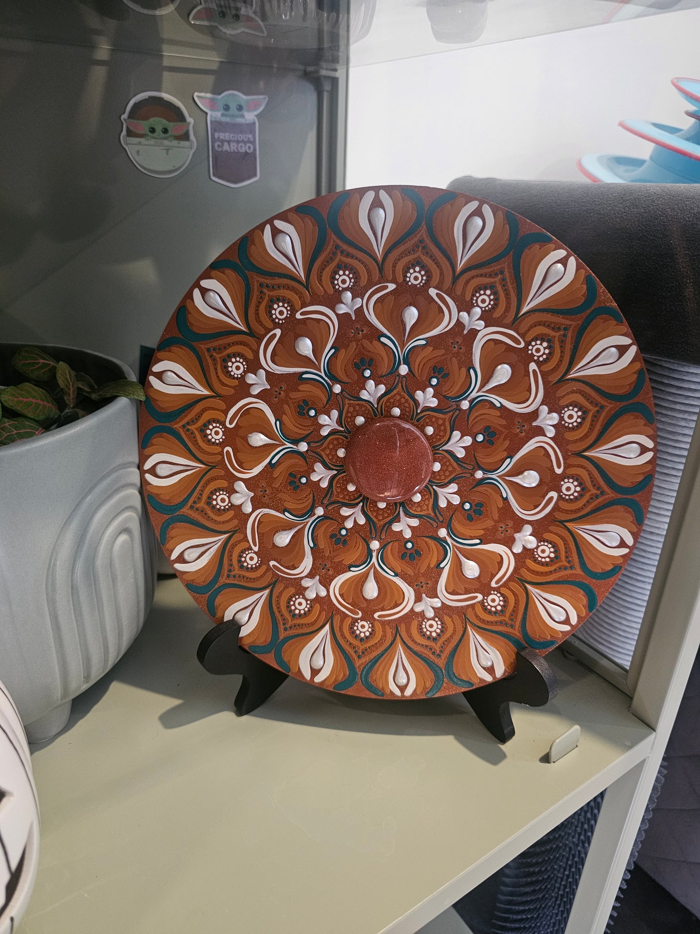 Mandala 10" avec gold stone sur socle