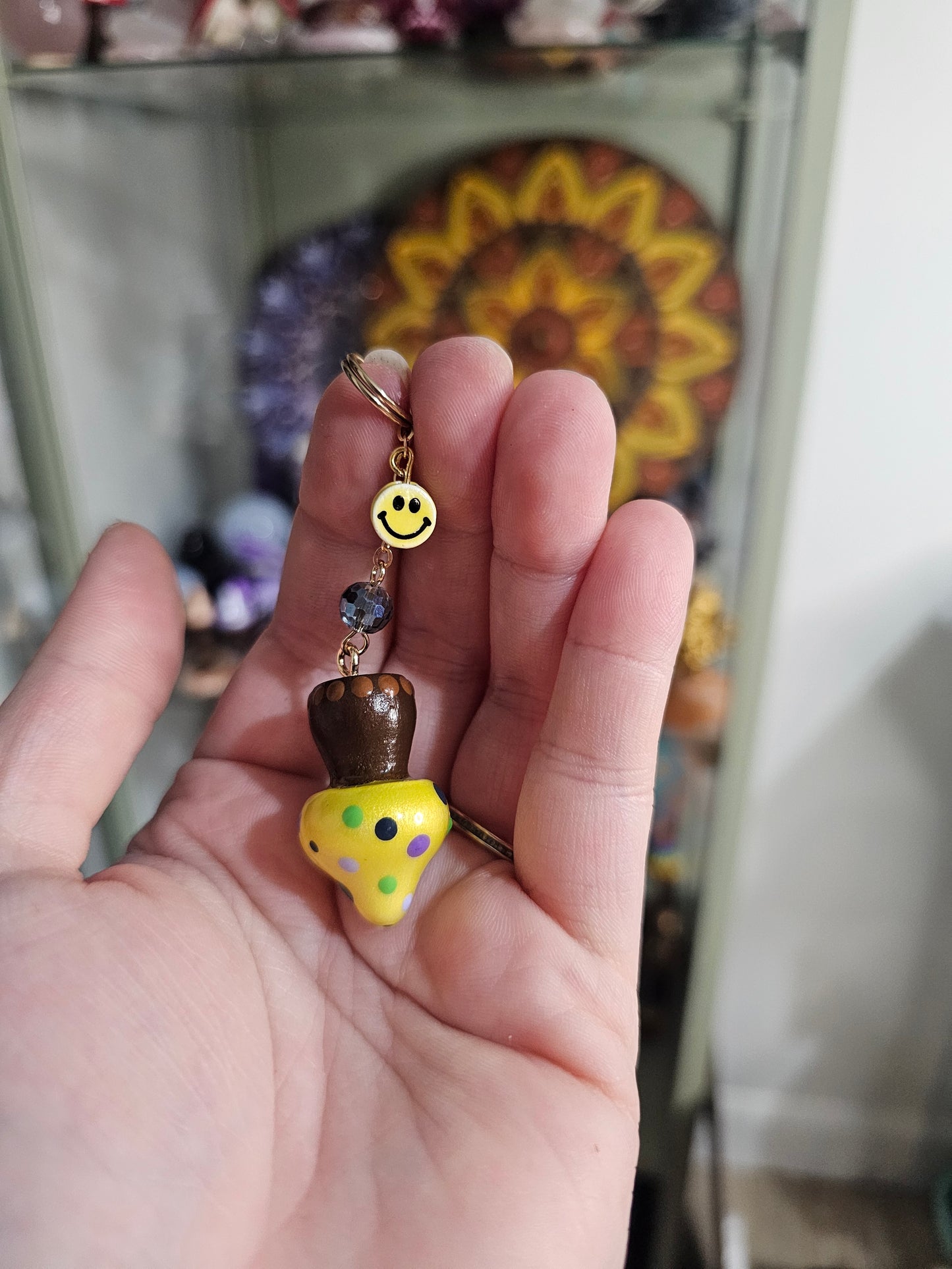 Porte-clé champignon jaune sourire