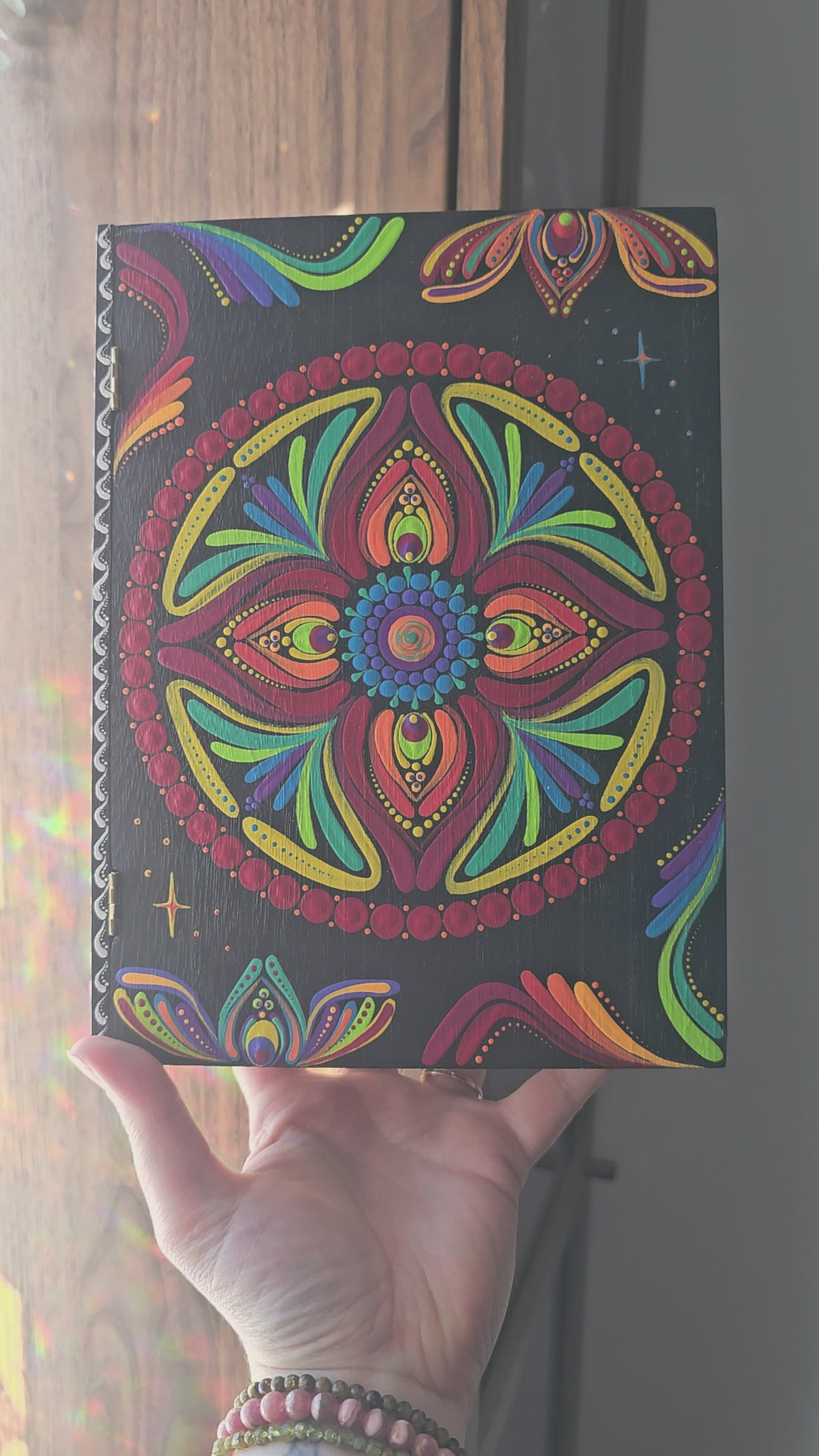 Wooden box 🧙🏽‍♀️🪄📚✨