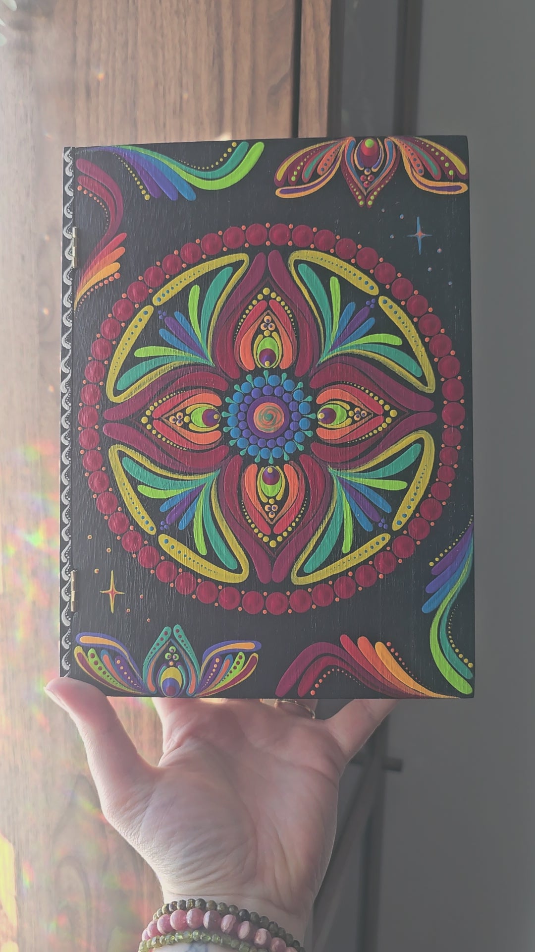 Wooden box 🧙🏽‍♀️🪄📚✨