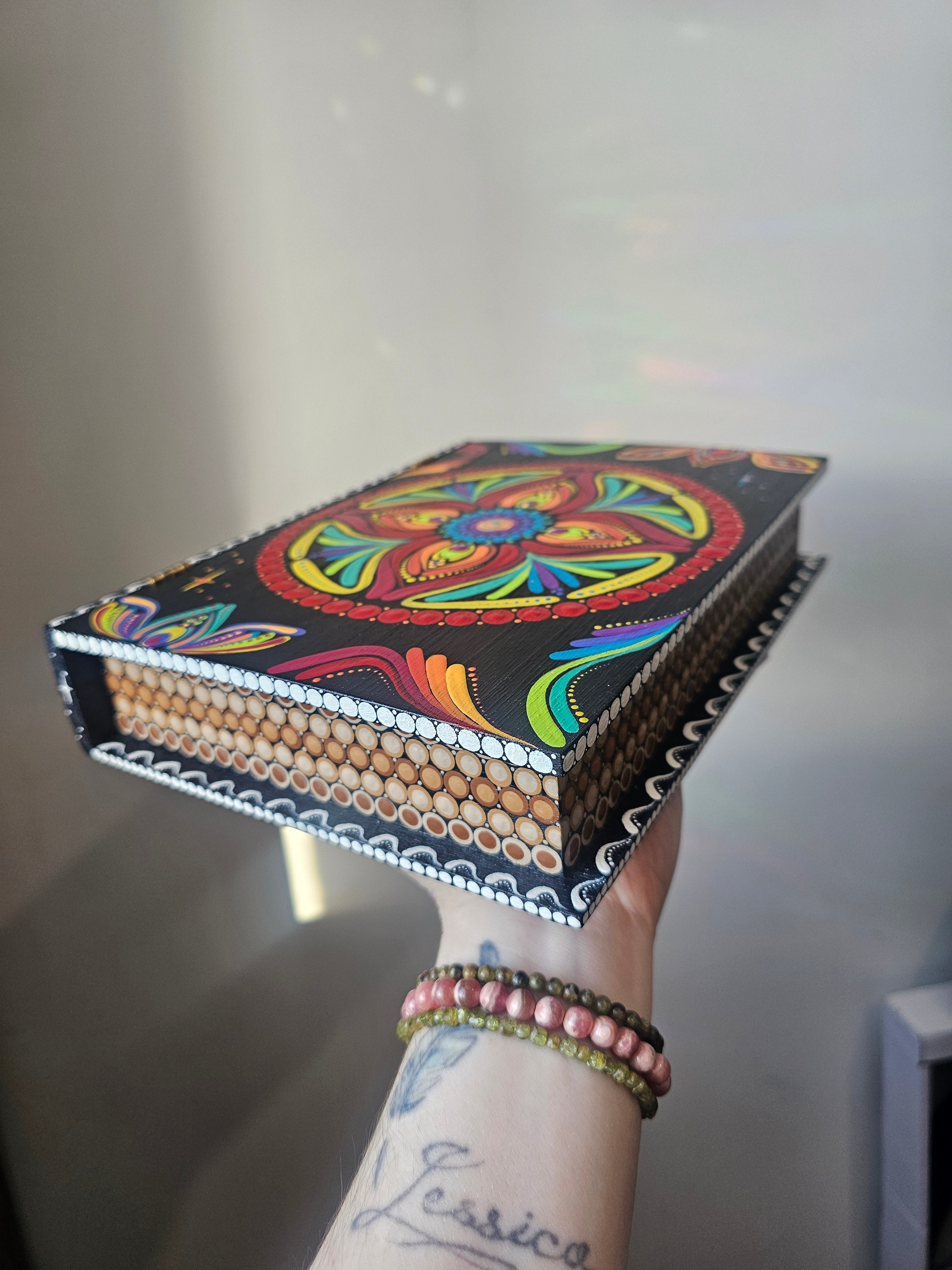 Wooden box 🧙🏽‍♀️🪄📚✨