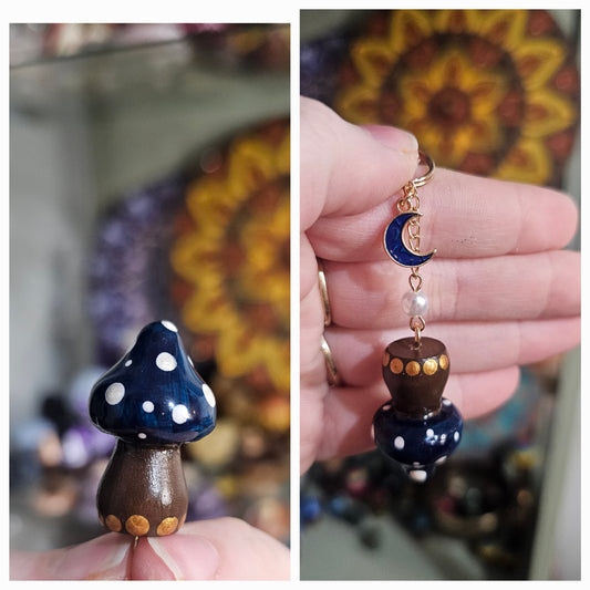 Porte-clé champignon bleu lune