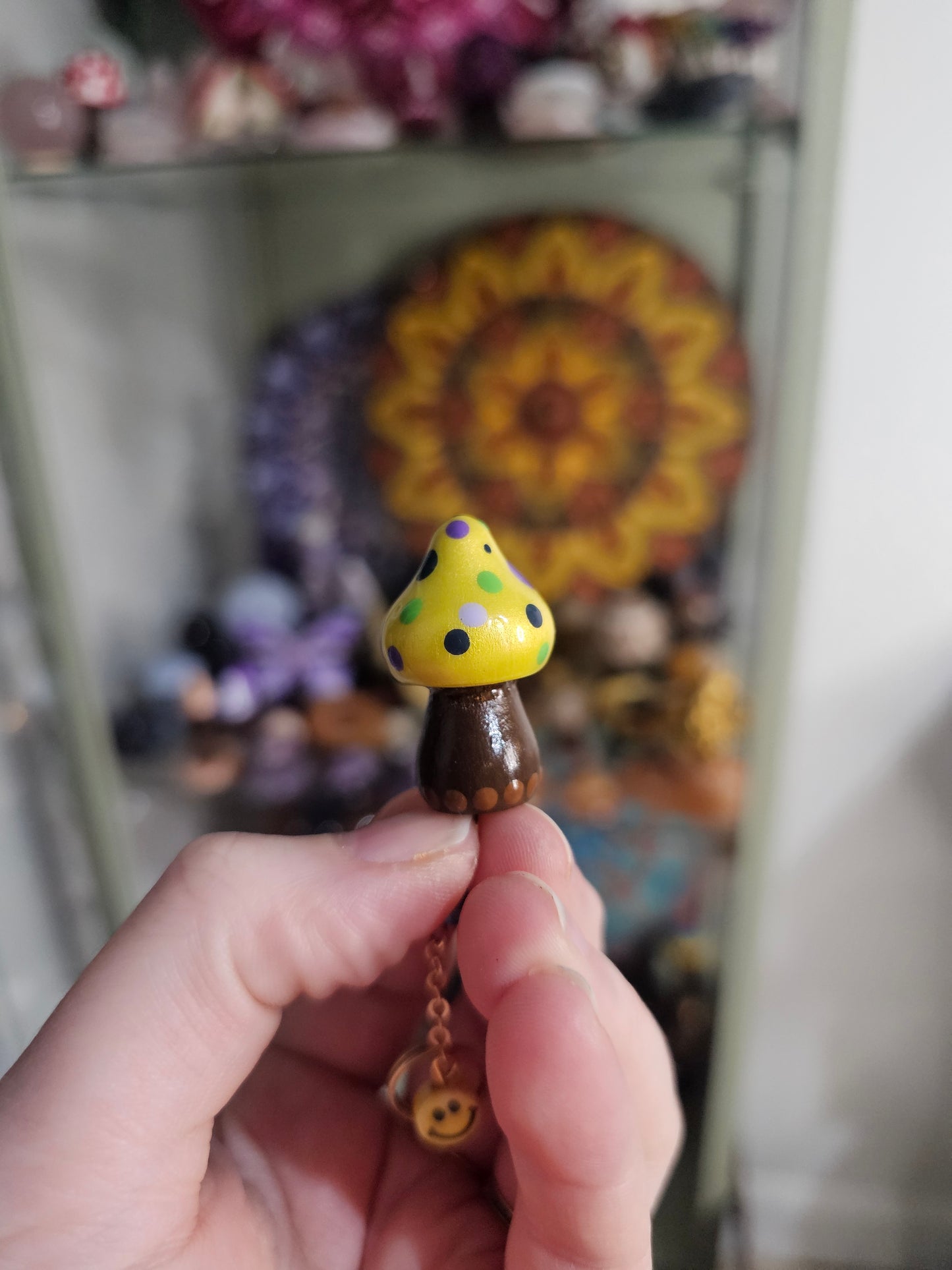 Porte-clé champignon jaune sourire