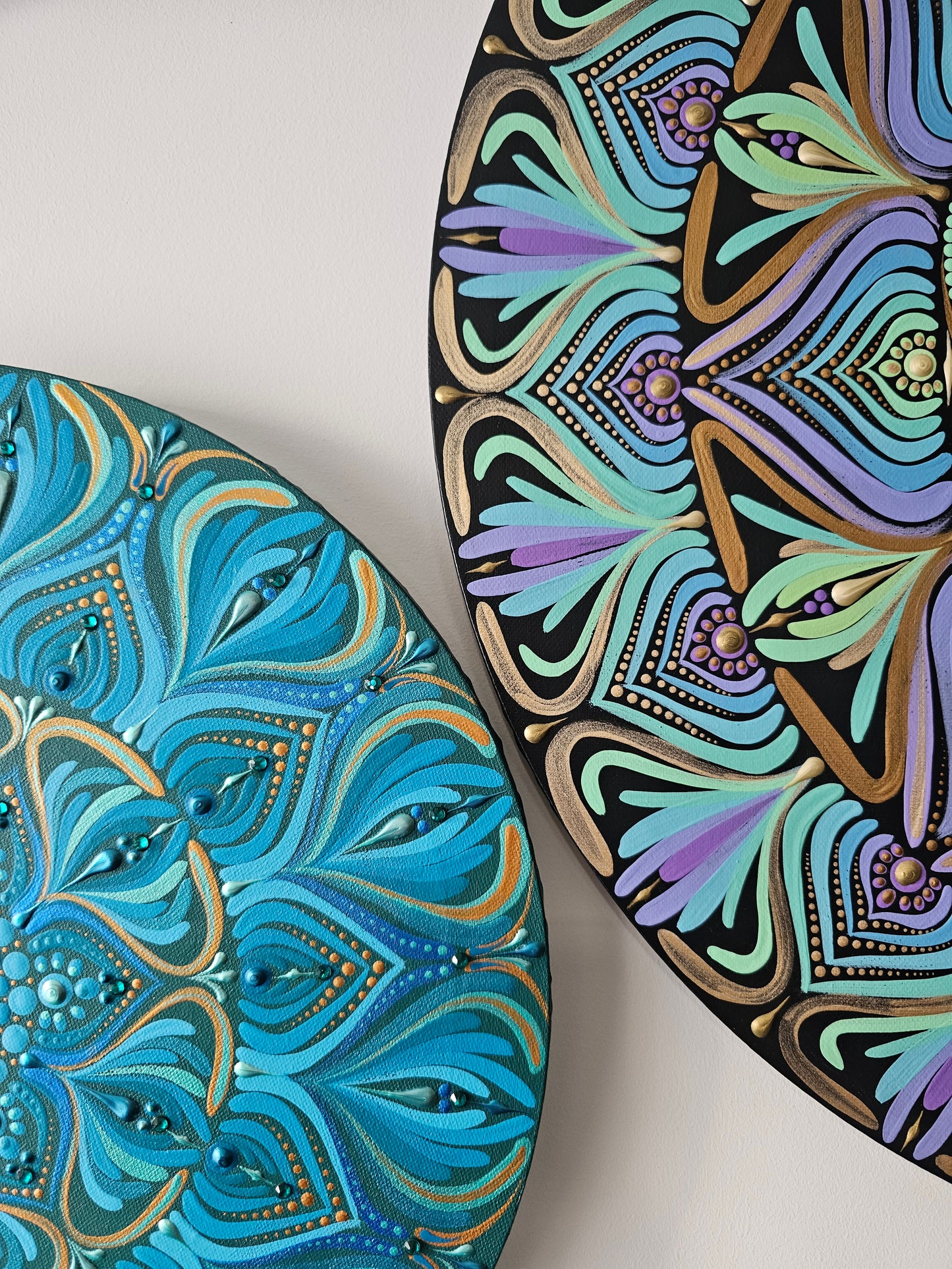 Mandala 16 pouces sur toile